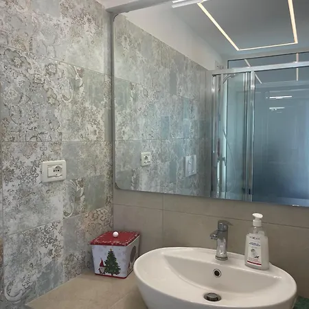 La Corte Di Zia Lucia - Vicino Ospedale Panico